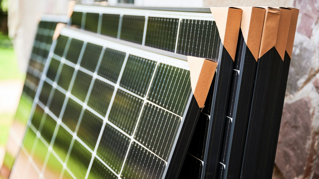 Odkrył zalety tradycyjnej fotowoltaiki. Jak spełniła jego oczekiwania?