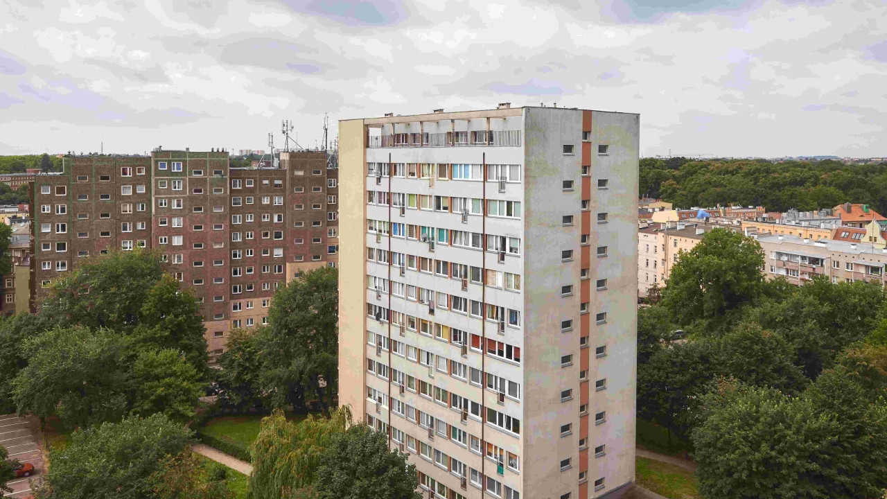 Najsłabszy punkt wielkiej płyty decyduje o trwałości bloku