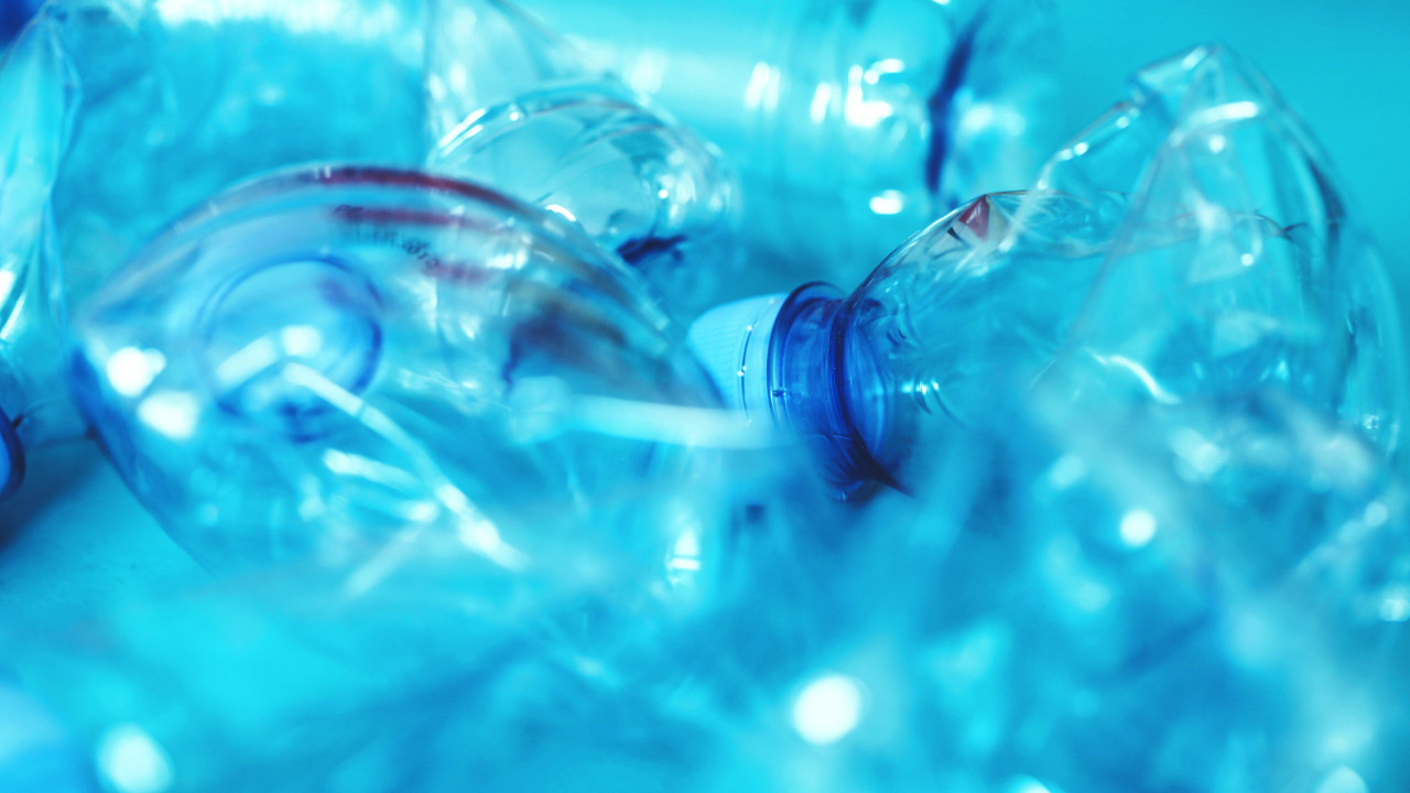 Codzienność z butelkomatami: wyzwania w systemie kaucyjnym