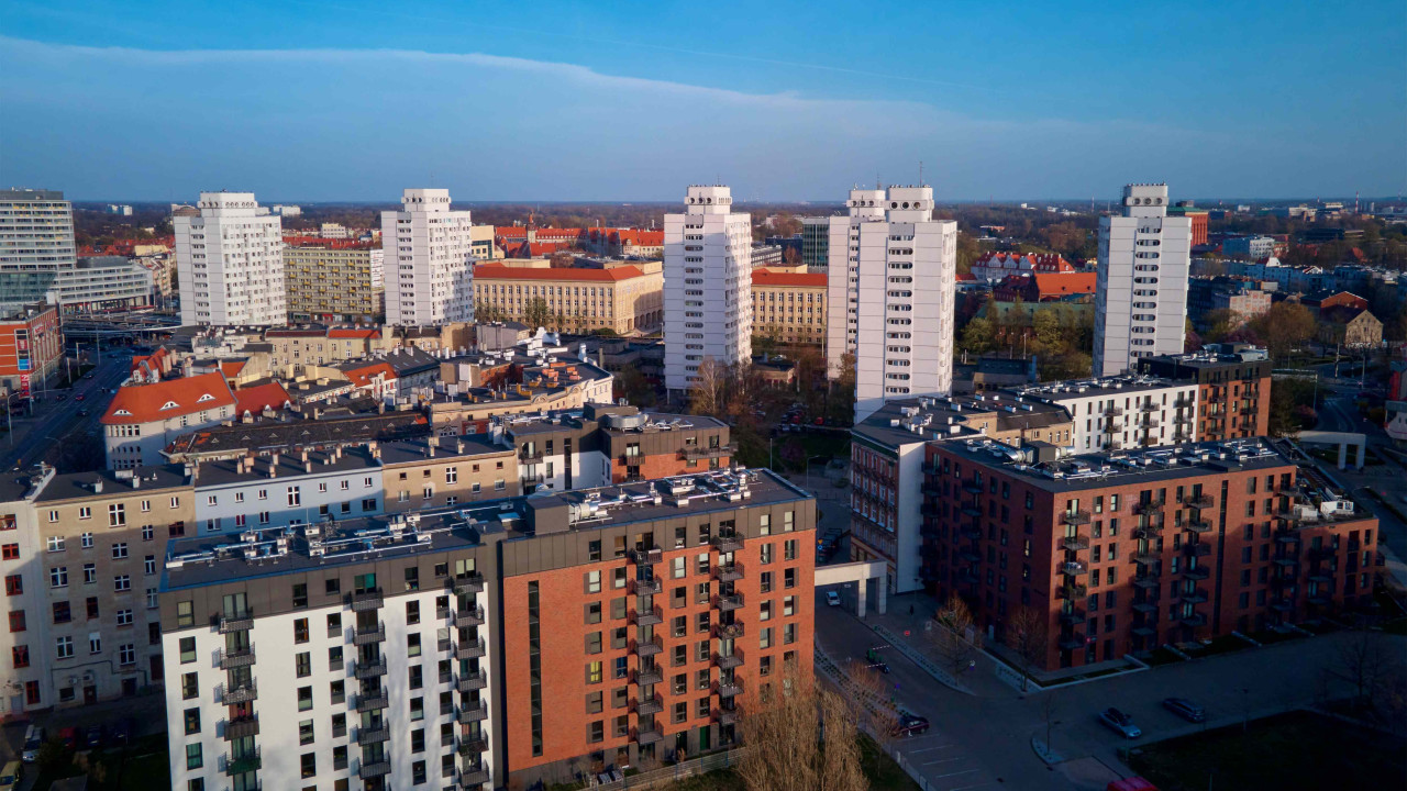 Mieszkania o połowę tańsze? Rząd szykuje nowy plan działania