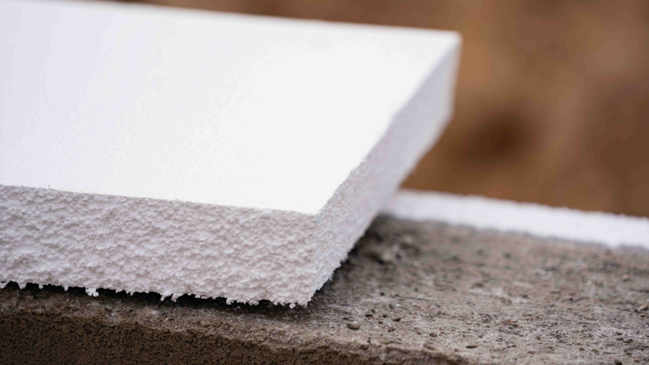 Nowoczesny i ekologiczny materiał ociepleniowy: lepszy niż wełna i styropian