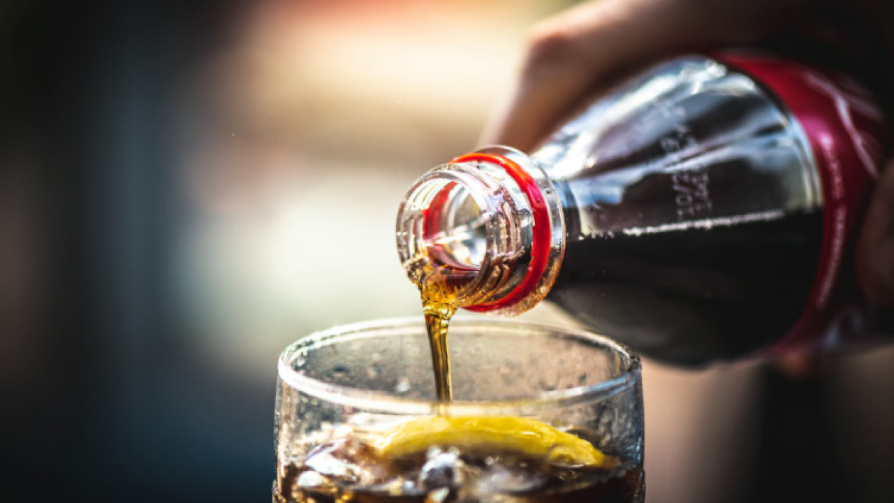 Cola