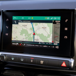 Android Auto 15.2: Powrót Google do korzeni