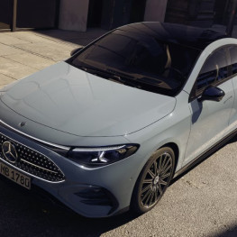 Nowy oszczędny silnik w Mercedesie CLA: oszczędność na stacji paliw